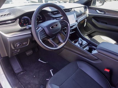 2026 Jeep Grand Cherokee L Laredo