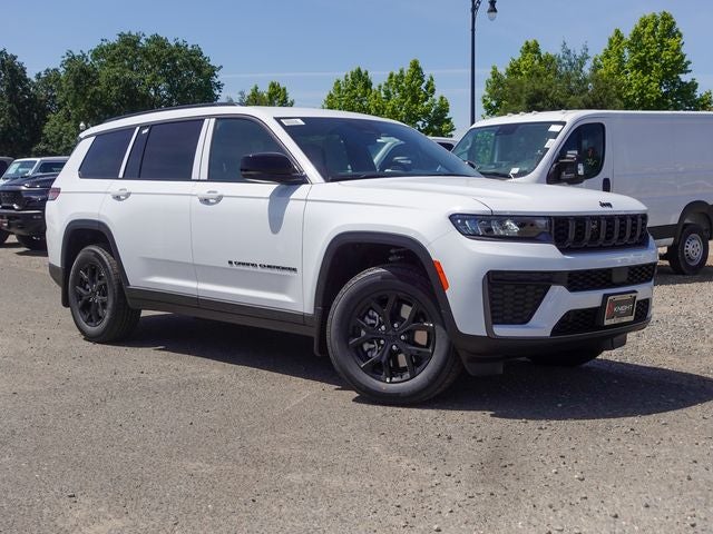 2026 Jeep Grand Cherokee L Laredo