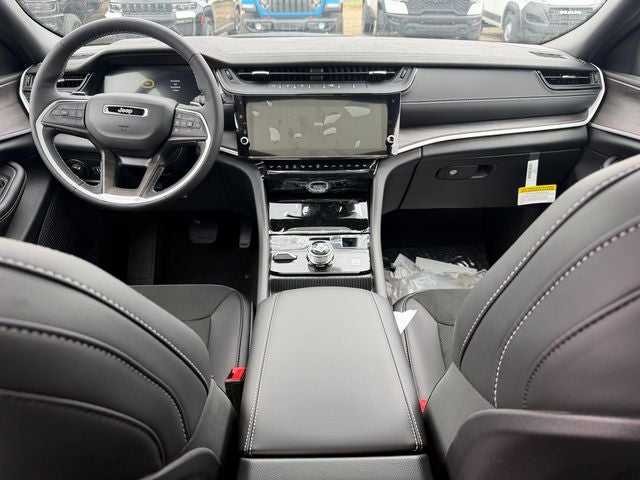 2026 Jeep Grand Cherokee L Laredo