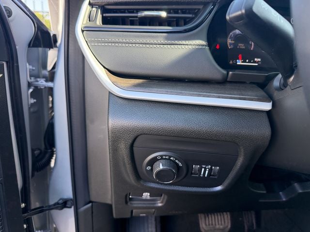 2026 Jeep Grand Cherokee L Altitude