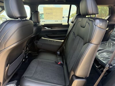 2026 Jeep Grand Cherokee L Laredo