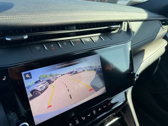 2026 Jeep Grand Cherokee L Laredo