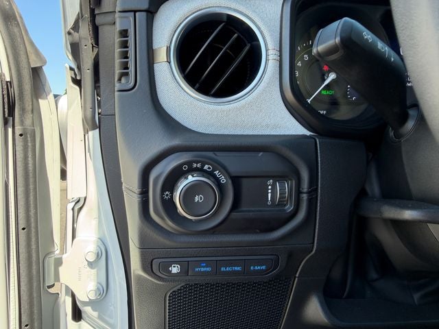2024 Jeep Wrangler Sahara 4xe