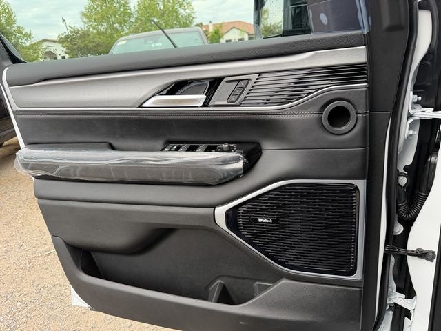 2026 Jeep Grand Wagoneer L Limited Reserve