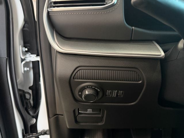 2026 Jeep Grand Wagoneer L Limited Reserve