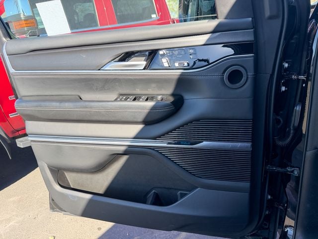 2024 Jeep Grand Wagoneer L Series II