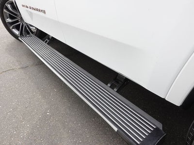 2023 Jeep Grand Wagoneer Series III