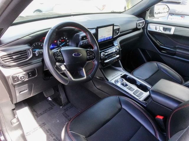 2024 Ford Explorer ST-Line