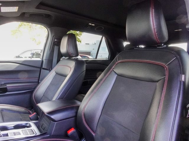 2024 Ford Explorer ST-Line