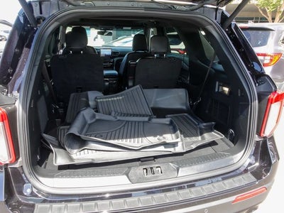 2024 Ford Explorer ST-Line