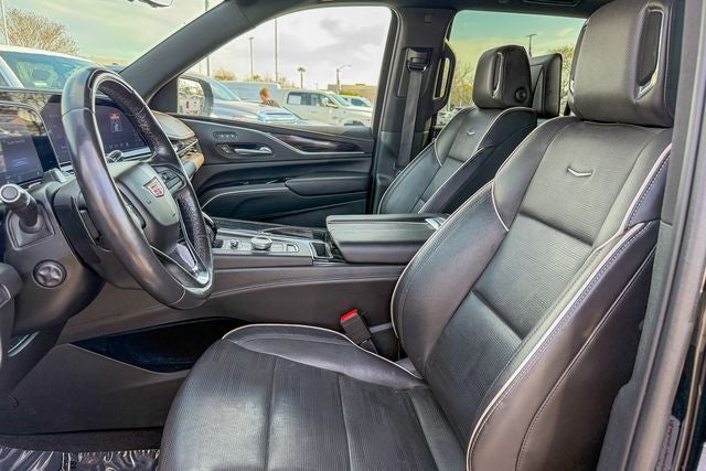 2023 Cadillac Escalade Sport