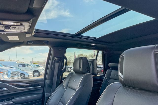 2023 Cadillac Escalade Sport