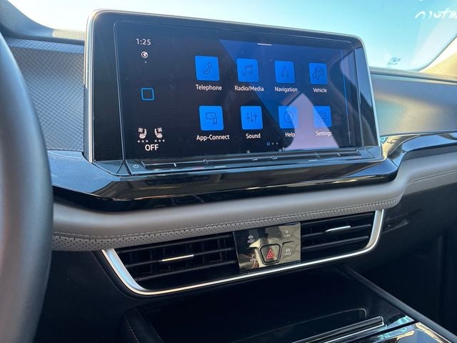 2024 Volkswagen Atlas 2.0T Peak Edition SE w/Technology