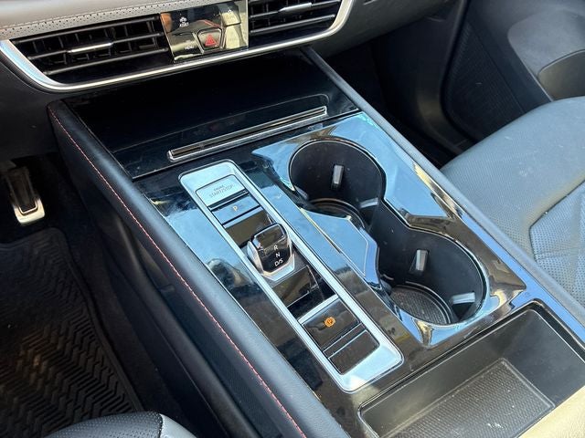 2024 Volkswagen Atlas 2.0T Peak Edition SE w/Technology