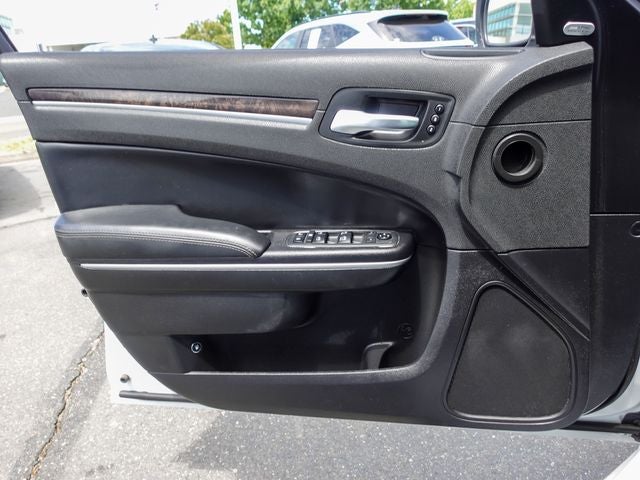 2019 Chrysler 300 Limited
