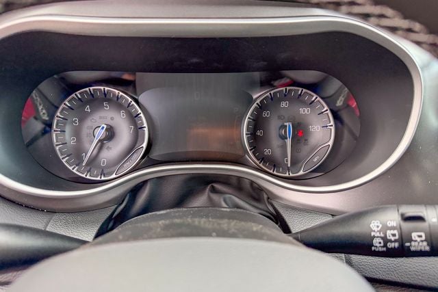 2026 Chrysler Voyager LX