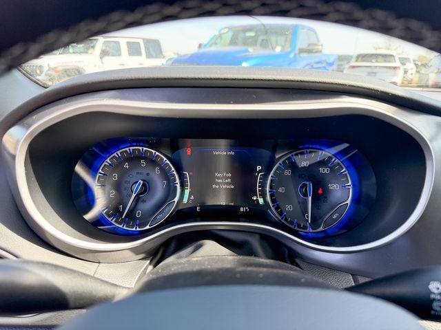 2026 Chrysler Voyager LX