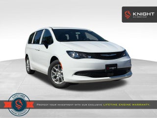 2026 Chrysler Voyager LX