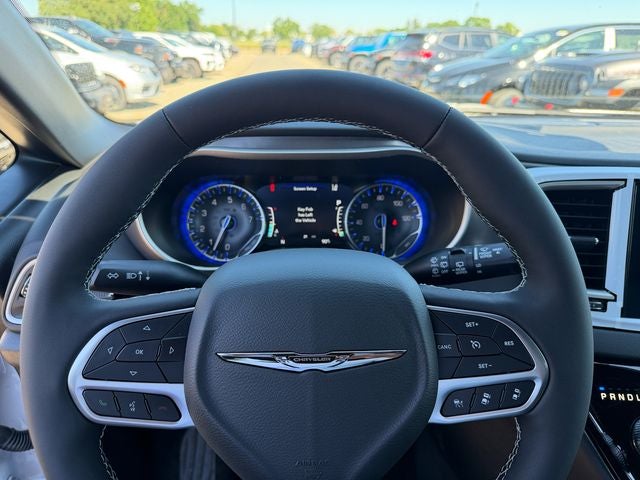 2026 Chrysler Voyager LX