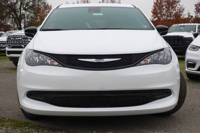 2026 Chrysler Voyager LX