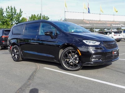 2026 Chrysler Pacifica Limited