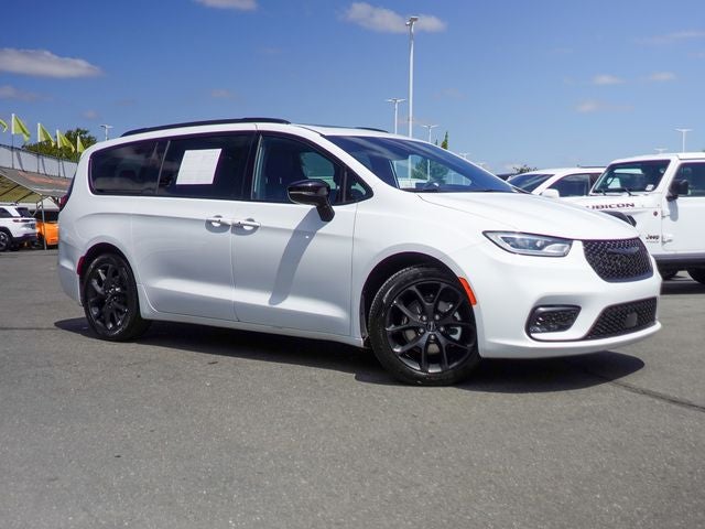 2025 Chrysler Pacifica Limited