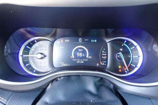 2023 Chrysler Pacifica Hybrid Touring L