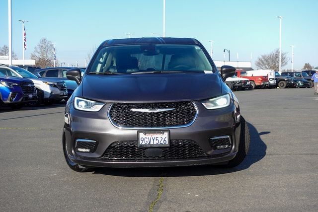 2023 Chrysler Pacifica Hybrid Touring L