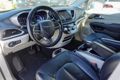 2021 Chrysler Pacifica Hybrid Touring L