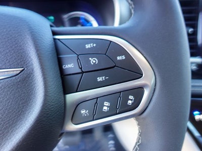 2022 Chrysler Pacifica Hybrid Touring L