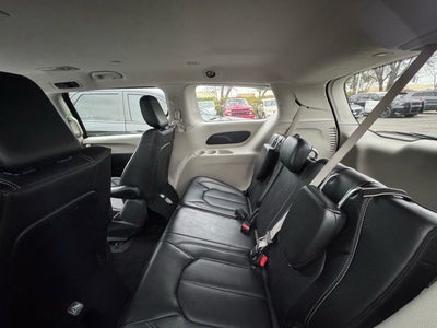 2024 Chrysler Pacifica Hybrid Select