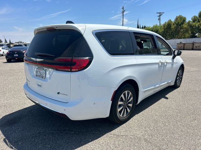 2023 Chrysler Pacifica Hybrid Limited