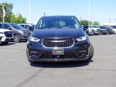 2024 Chrysler Pacifica Hybrid Select