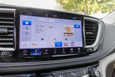 2024 Chrysler Pacifica Hybrid Select