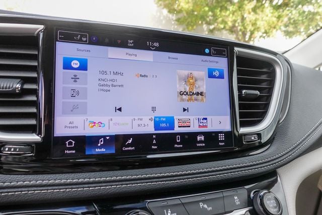 2024 Chrysler Pacifica Hybrid Select