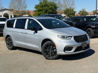 2026 Chrysler Pacifica Limited