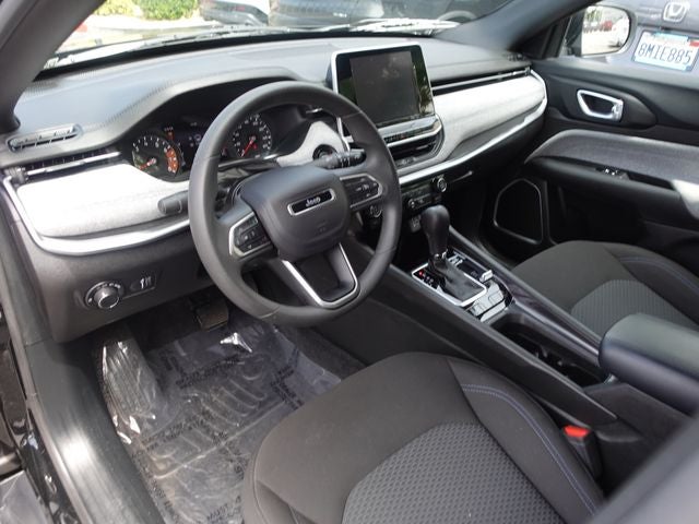 2025 Jeep Compass Sport