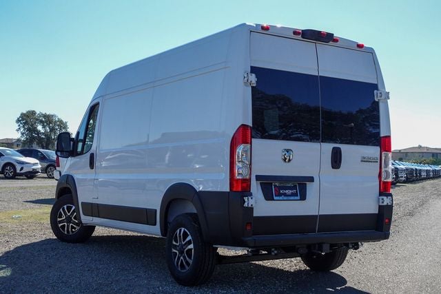 2026 RAM ProMaster 3500 High Roof 136 WB
