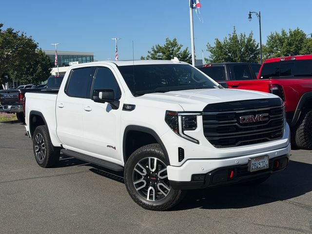 2025 GMC Sierra 1500 AT4