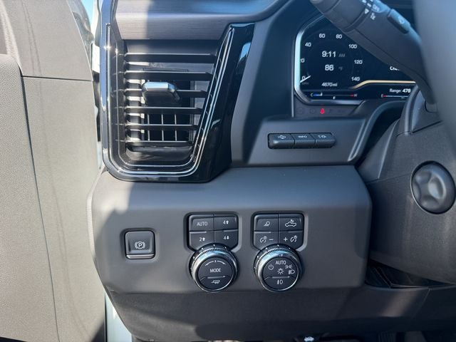 2025 GMC Sierra 1500 AT4