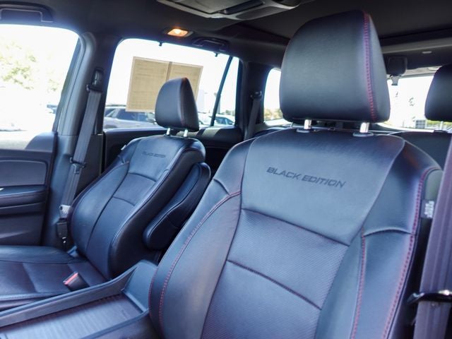 2022 Honda Pilot Black Edition