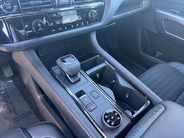 2025 Nissan Pathfinder Rock Creek