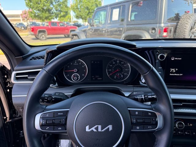 2022 Kia K5 GT-Line