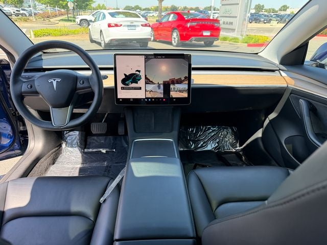 2023 Tesla Model 3 Base