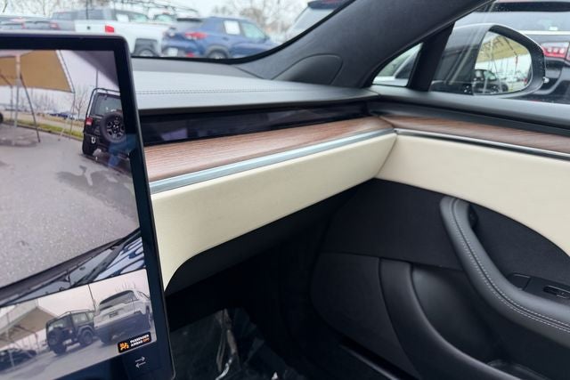 2022 Tesla Model S Base