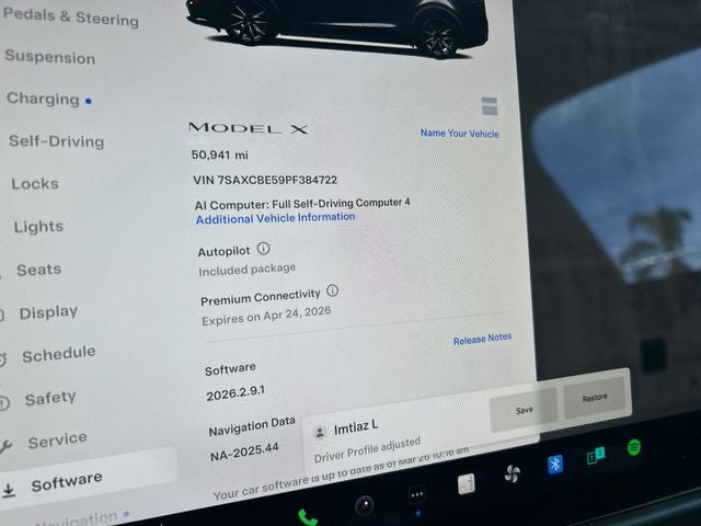 2023 Tesla Model X Standard Range