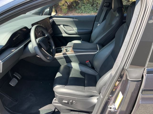 2024 Tesla Model X Base