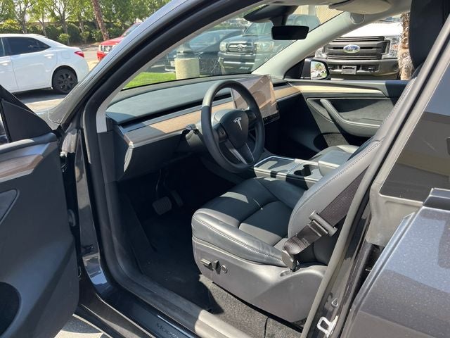 2025 Tesla Model Y Long Range