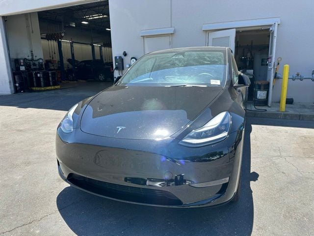 2023 Tesla Model Y Standard Range