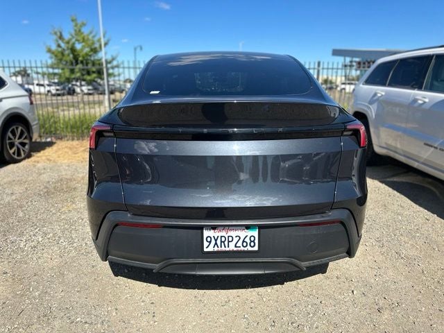 2026 Tesla Model Y Premium